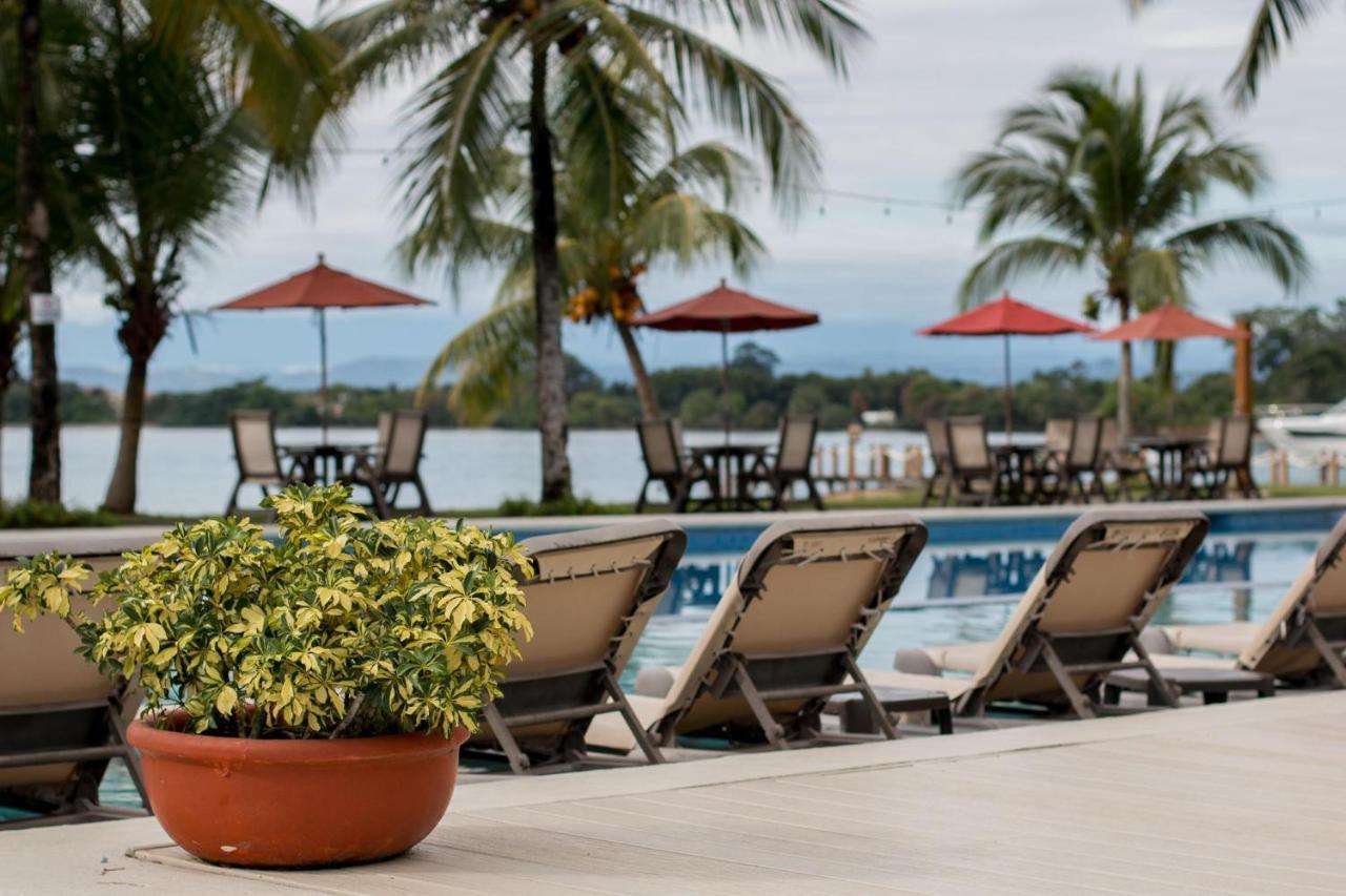 Playa Tortuga Hotel And Beach Resort Bocas del Toro Exteriör bild