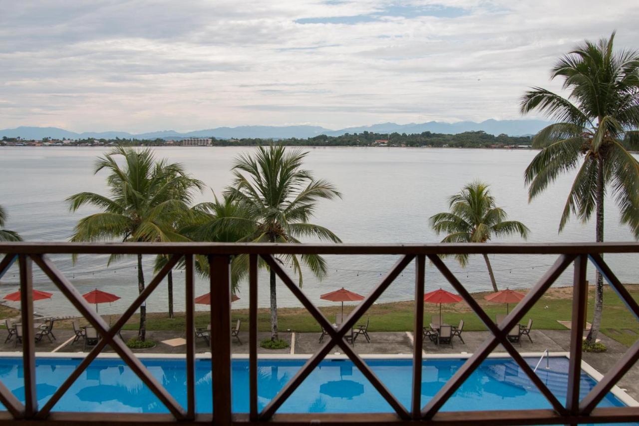 Playa Tortuga Hotel And Beach Resort Bocas del Toro Exteriör bild