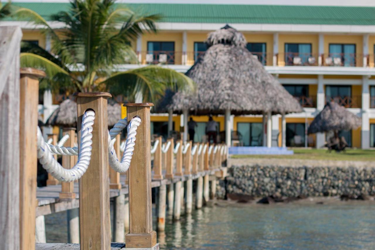 Playa Tortuga Hotel And Beach Resort Bocas del Toro Exteriör bild