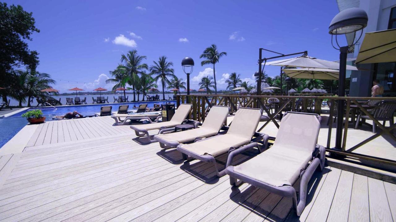 Playa Tortuga Hotel And Beach Resort Bocas del Toro Exteriör bild